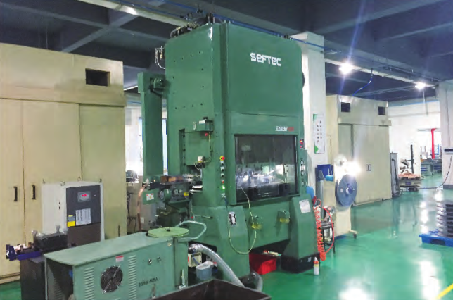 代替インポート、高精度リードフレームのスタンピング